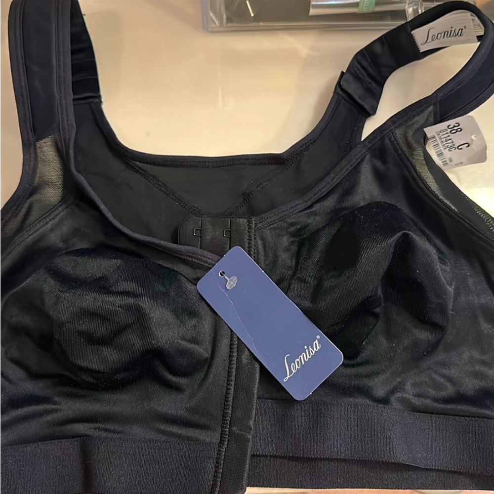 Leonisa front close, cone bra, retro, adjustable 38C NWT
